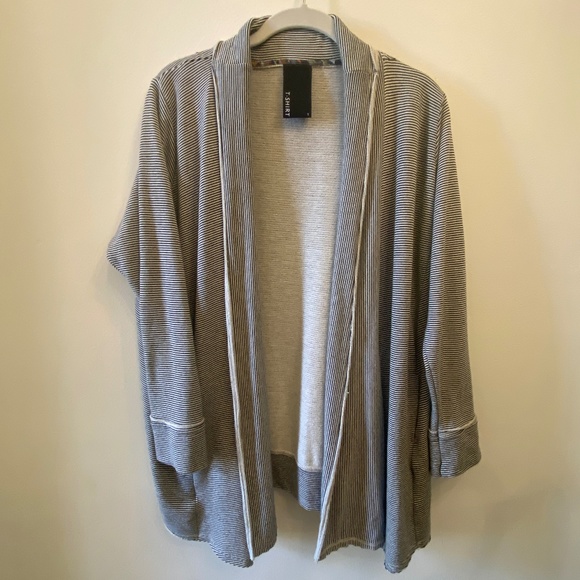 Dolan Sweaters - Dolan soft knit Cardigan with pockets